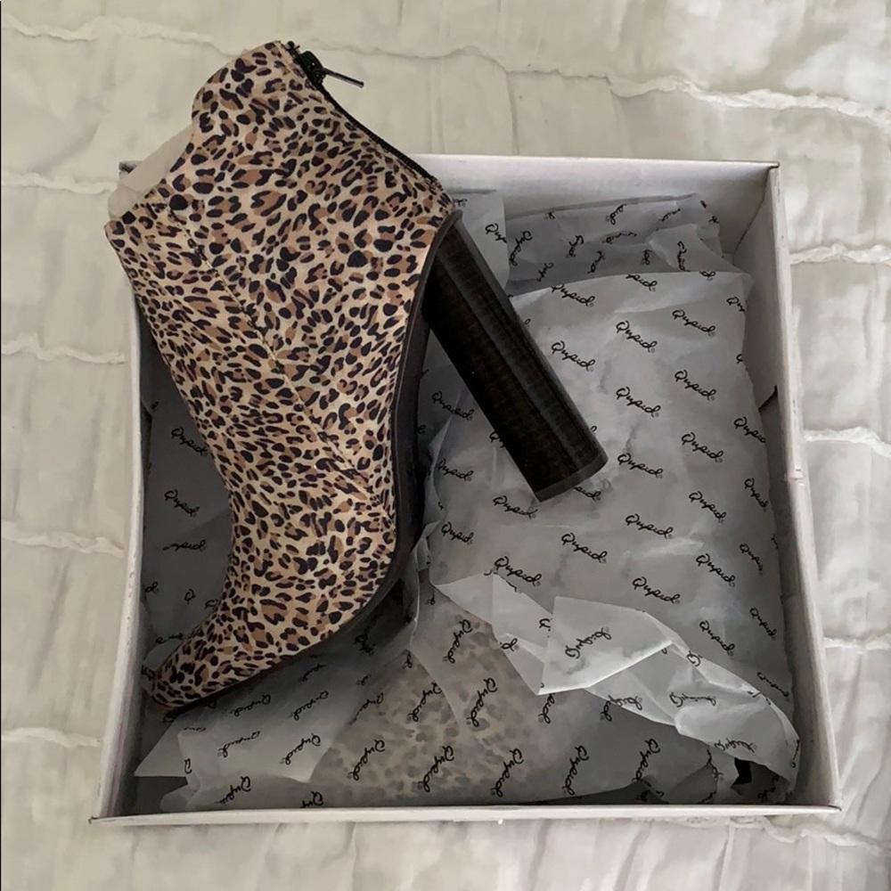 Quipid Leopard Booties